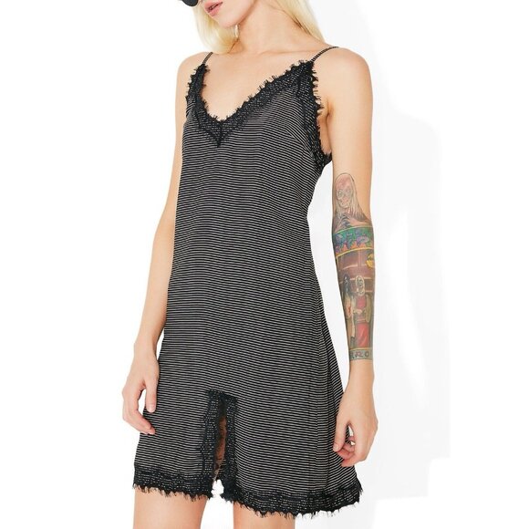 Lira Clothing Malina Slip‎ Dress With Lace Design Size Medium - Picture 10 of 10